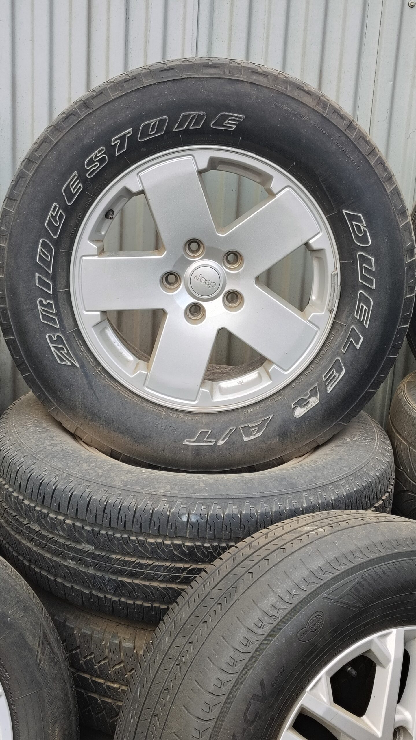 JEEP 18″ Wrangler (2007 to 2012)